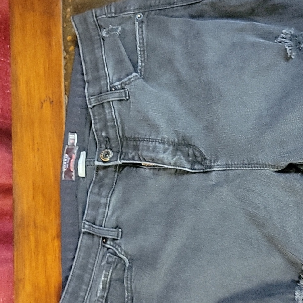 Torrid 18R sky high skinny jeans. Black denim.